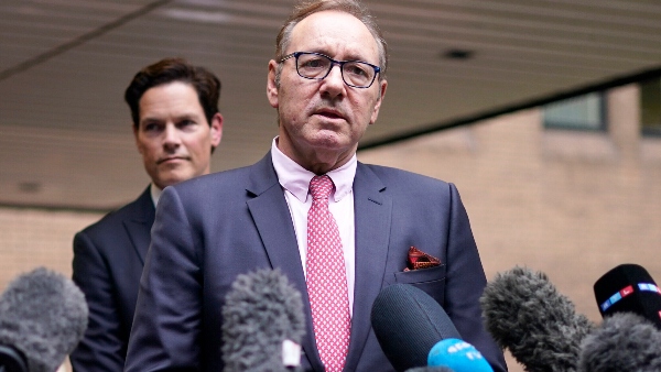 oscar-winning-actor-kevin-spacey-cleared-of-all-nine-charges-of-sexual-assault-began-to-cry-in-dock