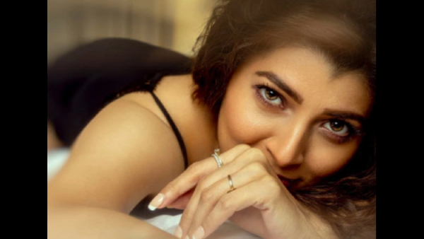 Tejaswini Pandit Tejaswini Pandit