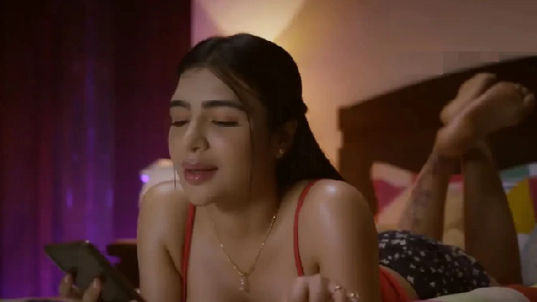  These Actresses Gave Bold Scenes In Web Series