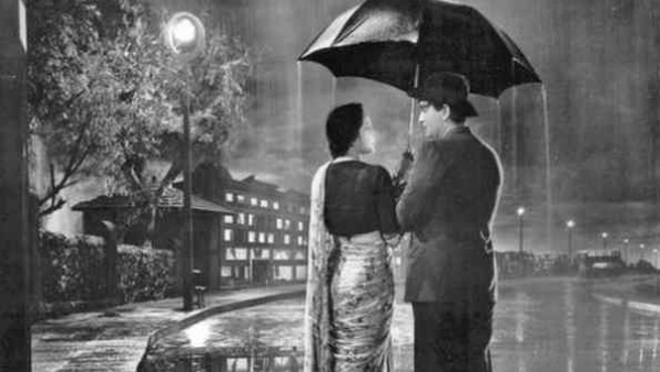 bollywood-best-rain-songs-bollywood-monsoon-romantic-hindi-songs