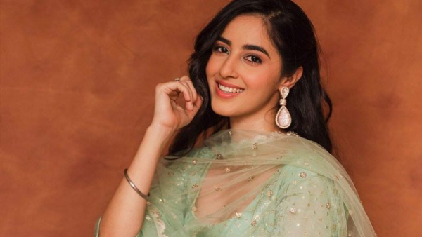 who-is-gadar-2-actress-simrat-kaur-whose-steamy-intimate-clips-going-viral-appeared-in-telugu-films