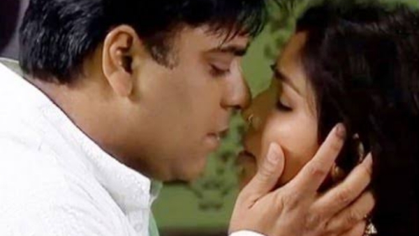 Sakshi Tanwar And Ram Kapoor Intimate Scene