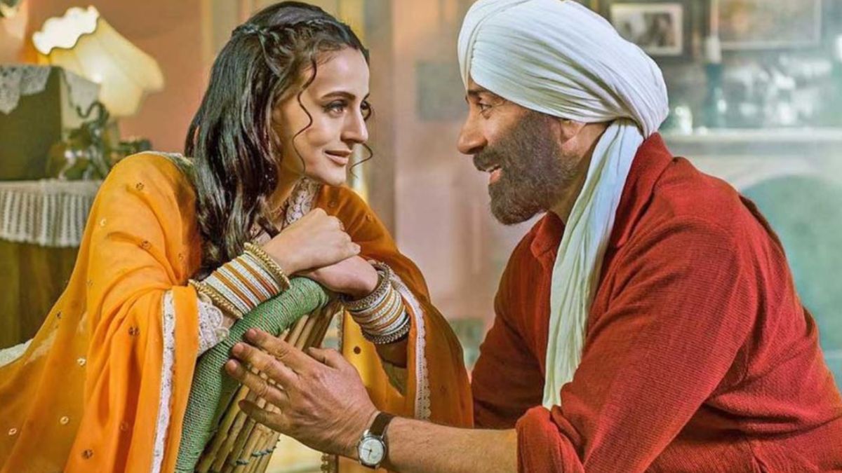 गदर 2 की एडवांस बुकिंग देखकर डायरेक्टर के छूटे पसीने, जल्द करेंगे फैंस को खुश कर देने वाला ये ऐलान