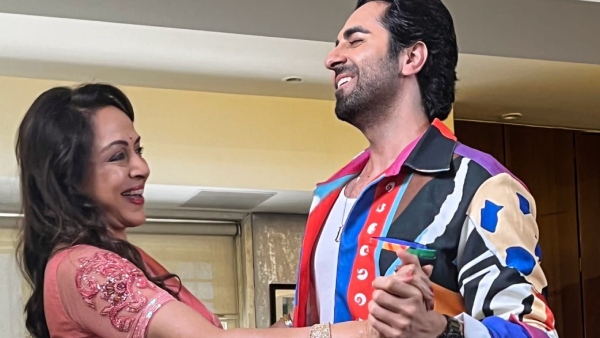 when-the-original-dream-girl-hema-malini-met-the-new-dream-girl-pooja-ayushmann-khurrana-see-fun-pic