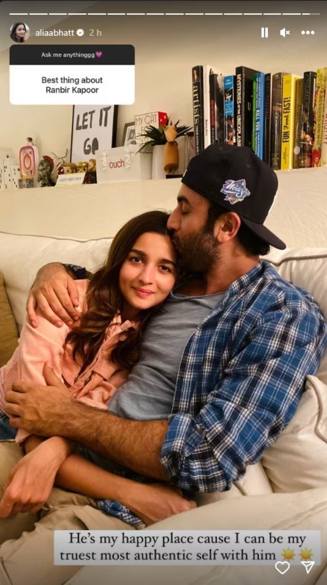 आलिया भट्ट ने पति रणबीर कपूर संग शेयर की रोमाटिंक फोटो, कैप्शन में लिखा 'हैप्पी प्लेस'