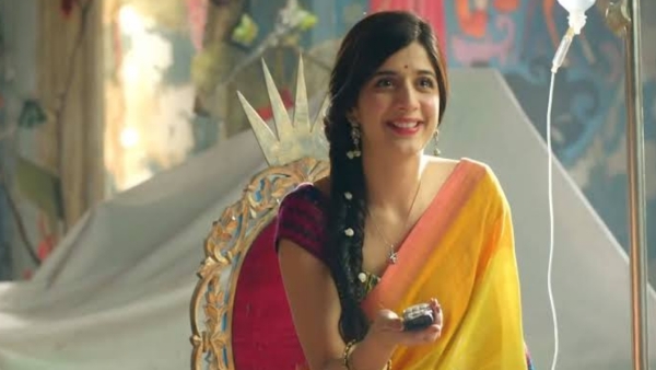  Pakistani Actress Mawra Hocane Bollywood Debut