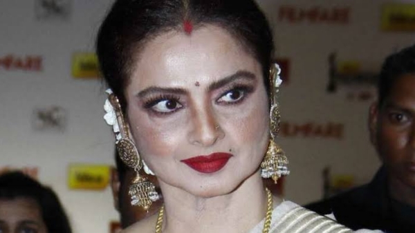 Rekha Slapped Aarti Chabria