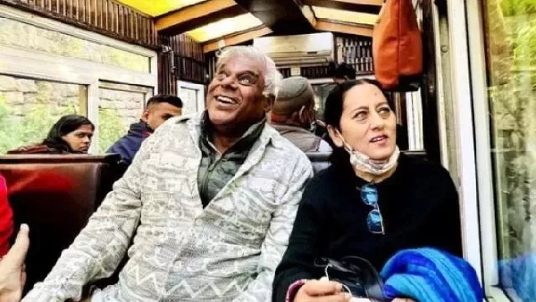 Ashish Vidyarthi, Rajoshi Vidyarthi