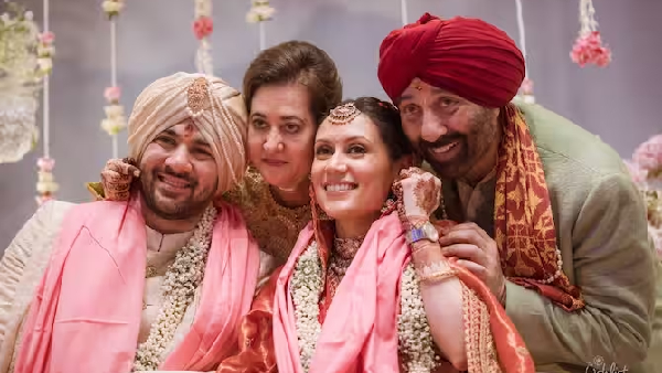 Sunny deol, pooja deol Sunny deol, pooja deol