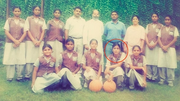 Rhea Chakraborty childhood picture