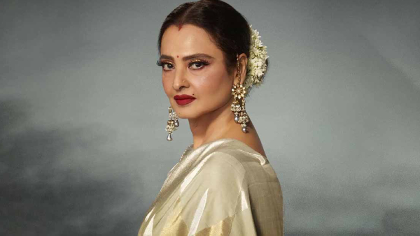 rekha-most-googled-questions-from-sindoor-to-affair-with-amitabh-bachchan-and-akshay-kumar