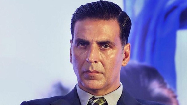 Akshay Kumar, Karisma Kapoor