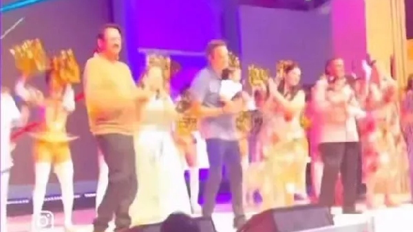 Mukesh Ambani, Nita Ambani, Isha Ambani