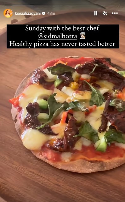 कियारा के लिए 'बेस्ट शेफ' बने सिद्धार्थ मल्होत्रा, पत्नी को खुद बनाकर खिलाया 'हेल्दी पिज्जा'