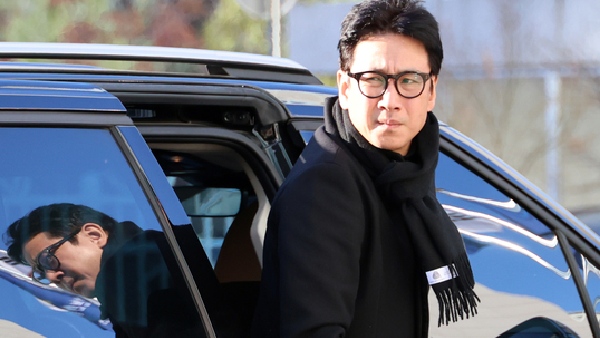 lee sun kyun