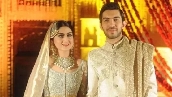 Anush Ammar, Muneeb