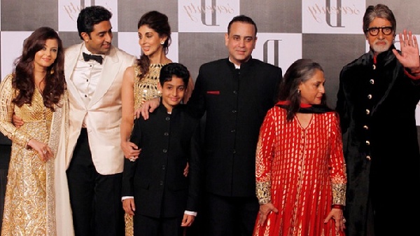 Aishwarya Rai, Amitabh Bachchan, Jaya Bachchan, Abhishek Bachchan