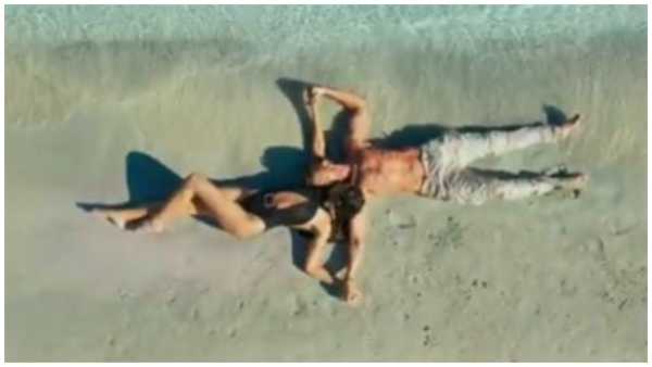 Hrithik Roshan, Deepika Padukone