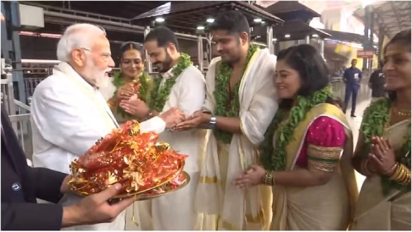 Pm Modi, Suresh Gopi,