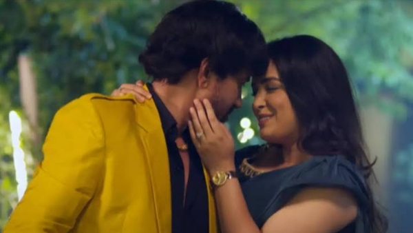 Nirahua, Amrapali dubey,