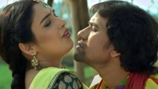 Nirahua, Amrapali dubey