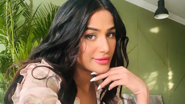 poonam pandey