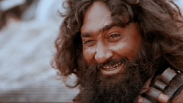 Mukesh tiwari china gate