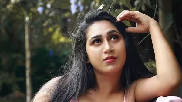 Anjali ameer Malayalam