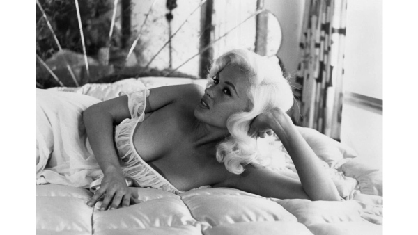 Hollywood actress jayne mansfield