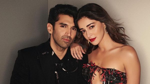 Ananya Panday ने किया Aditya Roy Kapoor के साथ ब्रेकअप ?