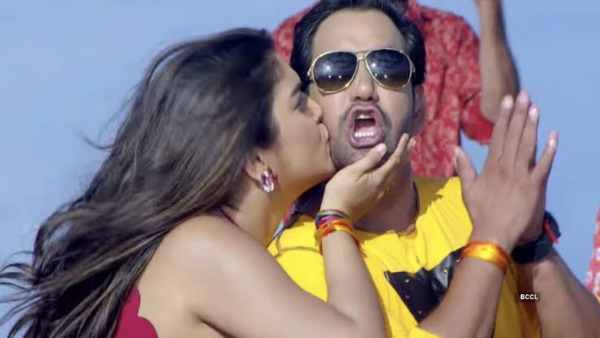 Nirahua Aamrapali Dubey
