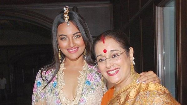 Sonakshi Sinha Shatrughan Sinha Poonam Sinha Sonakshi Sinha Shatrughan Sinha Poonam Sinha