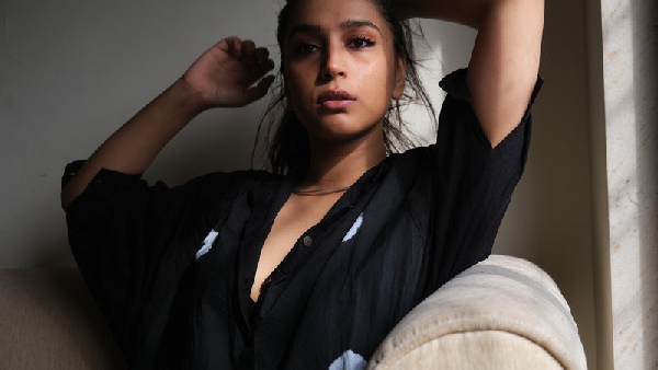 Zoya Hussain Zoya Hussain