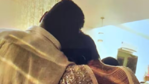 Sanjay Gupta Anuradha Gupta Sanjay Gupta Anuradha Gupta