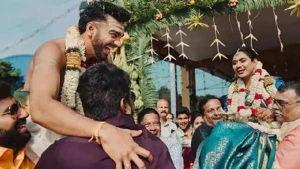 Venkatesh Iyer wedding photos