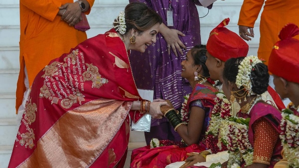 Mukesh Ambani Nita Ambani Anant Ambani