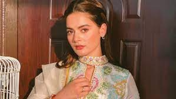 minal khan minal khan