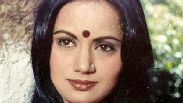 Amitabh Bachchan Ranjeeta Raj Masand Amitabh Bachchan Ranjeeta Raj Masand