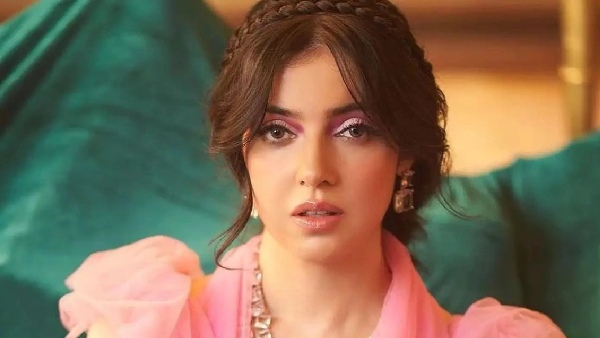 savi divya khosla kumar