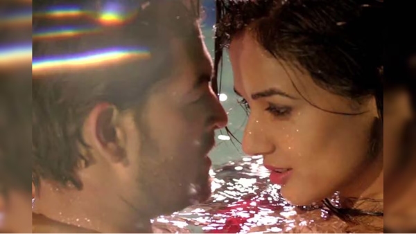 Bollywood Film With Most Kissing Scenes 30 Lip Lock