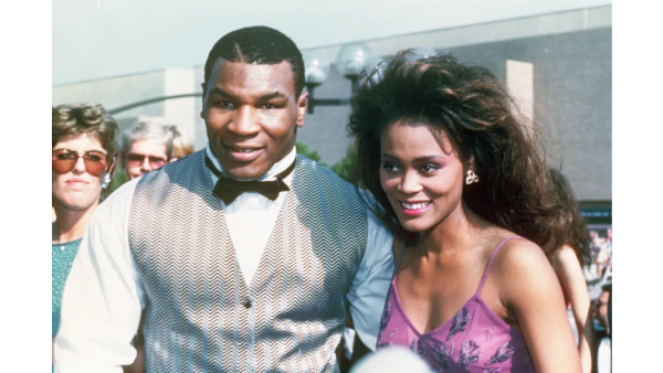 Mike Tyson Caught Wife With Brad Pit In Bedroom