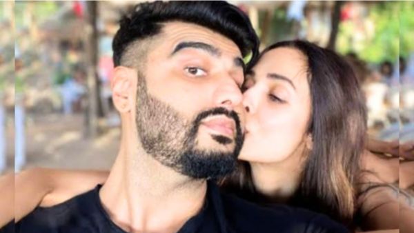 अर्जुन कपूर से ब्रेकअप के बाद अब इसे डेट कर रही हैं मलाइका अरोड़ा, फोटो शेयर कर बताया रिलेशनशिप स्टेटस