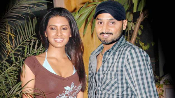 Harbhajan Singh Wife Gita Basra Viral Video
