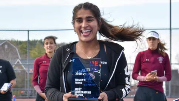 Neeraj Chopra Wife Himani Mor