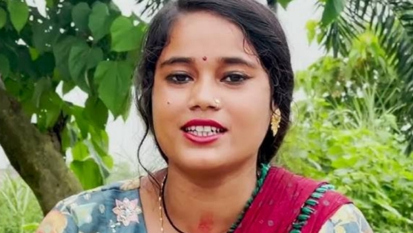 Ragini Vishwakarma Used To Sing In Mundan Ceremony Ragini Vishwakarma Used To Sing In Mundan Ceremony