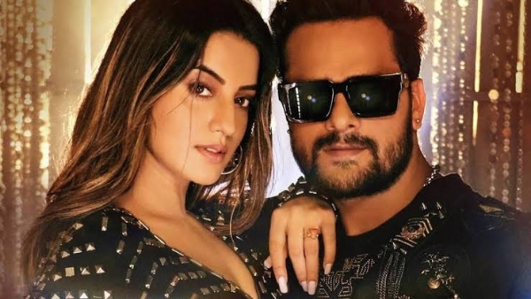 Akshara Singh Got Angry On Khesari Lal Yadav