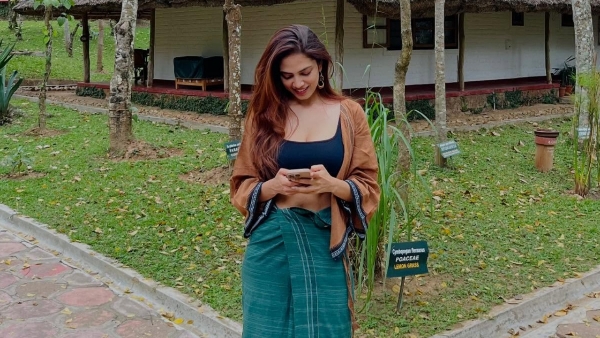 Malavika Mohanan On South Industry