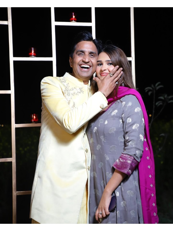 Kuamr Vishwas Daughters