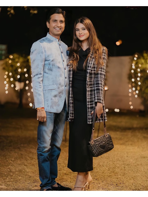 Kuamr Vishwas Daughters