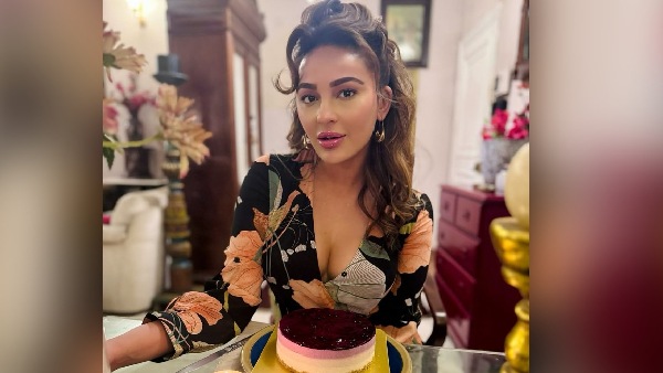 seerat kapoor